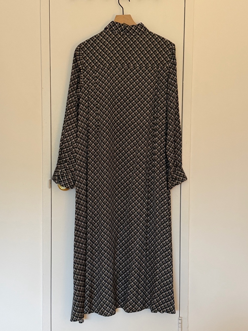 COS Black & White Geometric Midi Dress - Picture 6 of 12